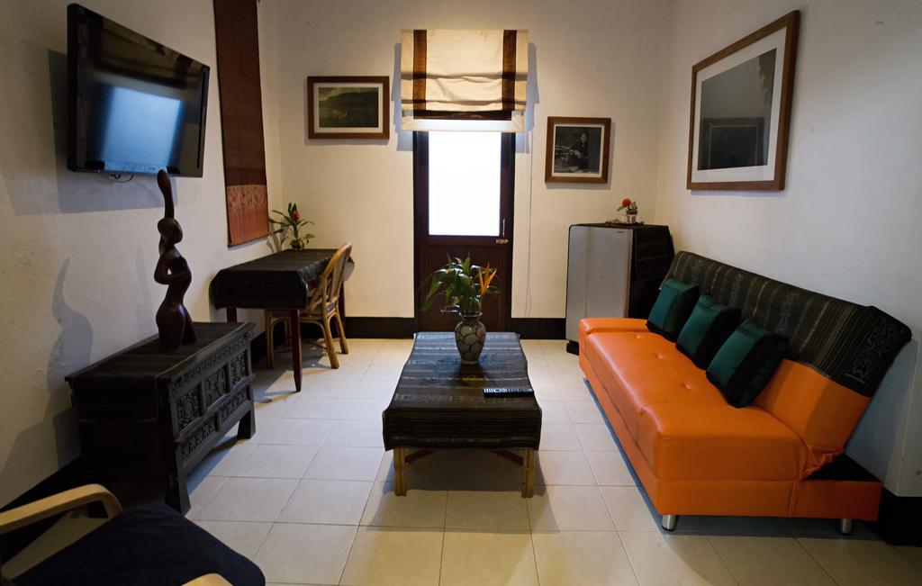 Hotel Lani'S House By The Ponds Vientiane Esterno foto