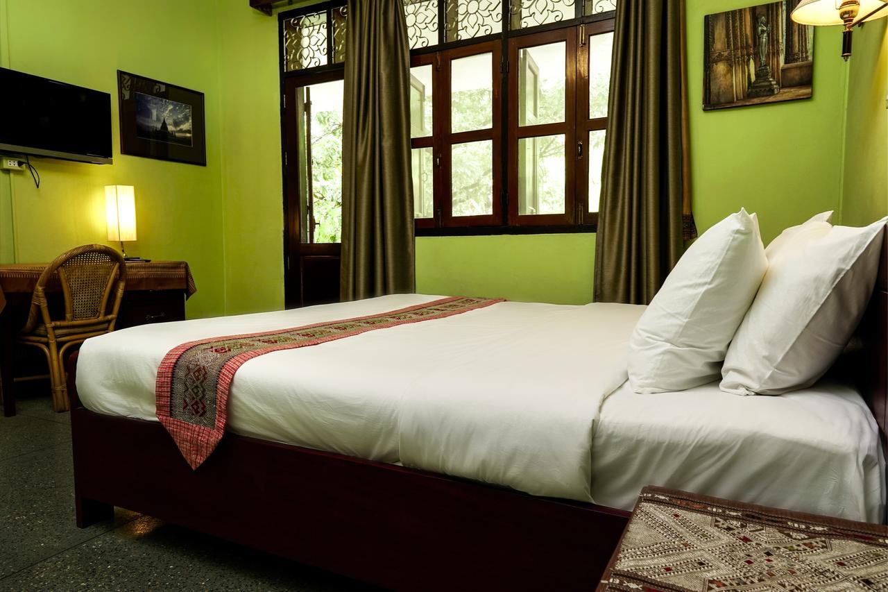 Hotel Lani'S House By The Ponds Vientiane Esterno foto